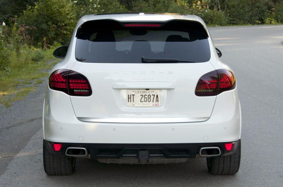  Porsche Cayenne Diesel 2013 года  (фото 3 из 42)